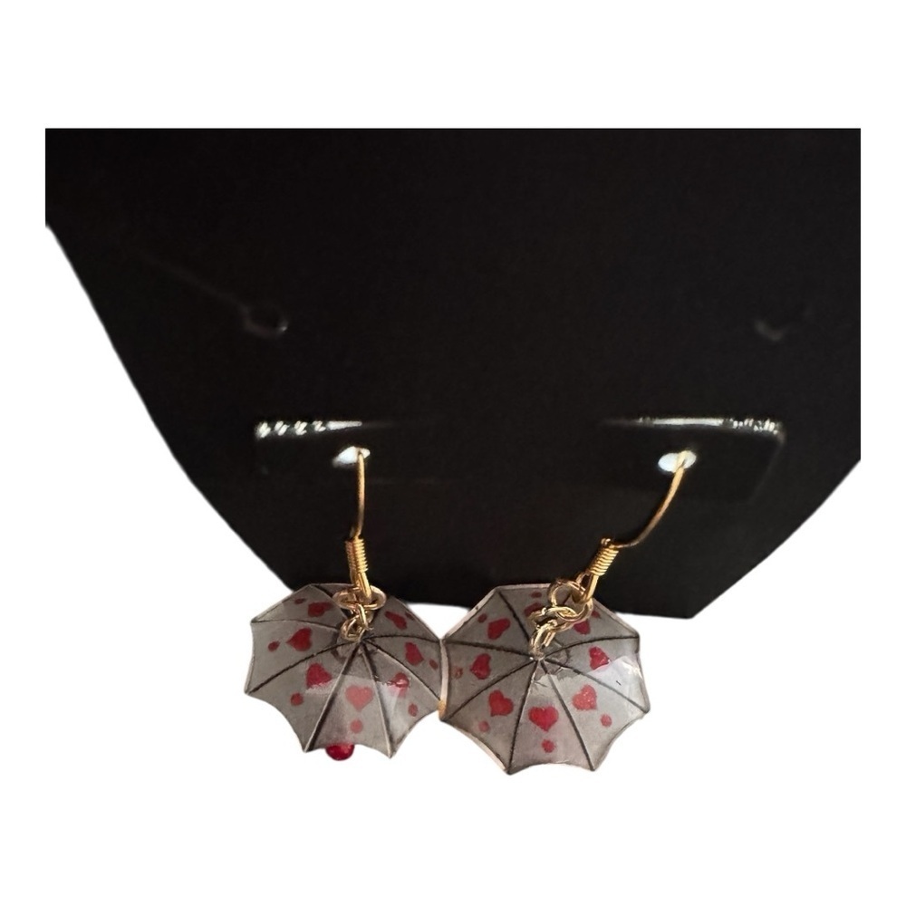 Whimsical Gold and Red Umbrella Accessories - Picture 6 of 6